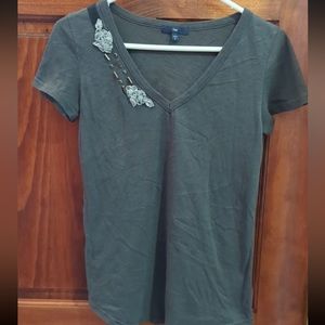 Gap Gray Floral Embroidered T-shirt